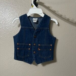 Child's Vintage Levi’s Dark Blue Denim Vest. Orange tab!!!!